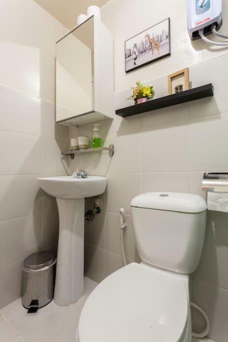 Jen'S Paranaque City Apartment مانيلا المظهر الخارجي الصورة