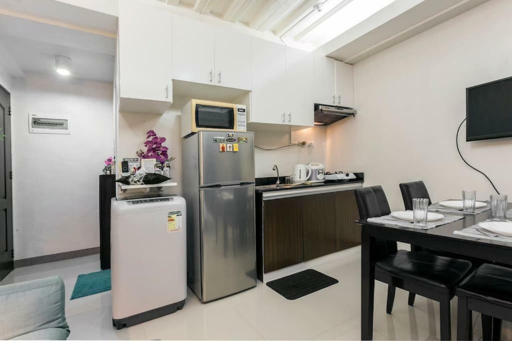 Jen'S Paranaque City Apartment مانيلا المظهر الخارجي الصورة